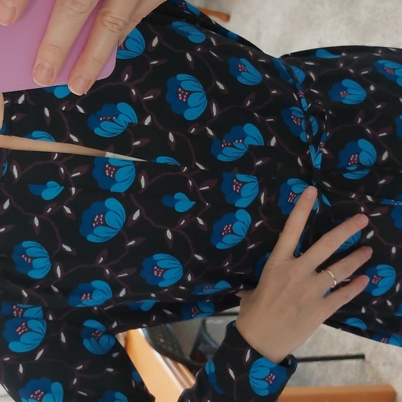 LOFT Floral Shirtdress Long Sleeves with Tie M EUC - Picture 3 of 8